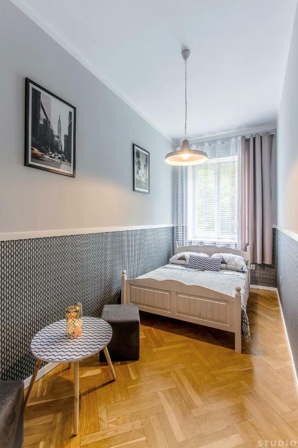 Clicktheflat Wspolna Central Apart Rooms Warschau Exterior foto
